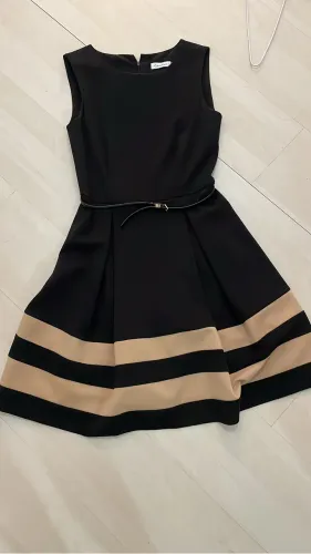 Vestido preto Calvin Klein tamanho 4 (P) americano