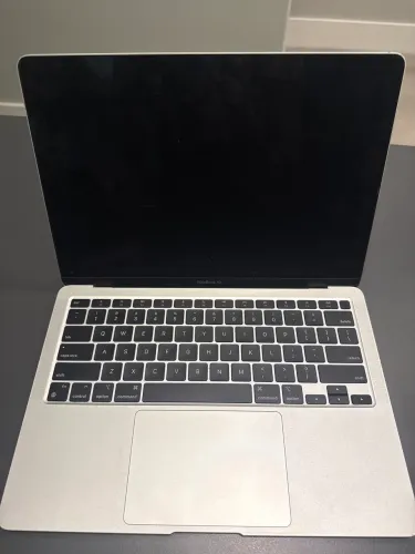 MacBook Air M1 2020
