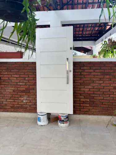 PORTA PIVOTANTE branca