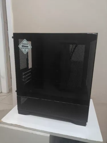 Gabinete Gamer Round 5 Draven Novo Nunca Usado na Caixa, Preto, Lateral de Vidro