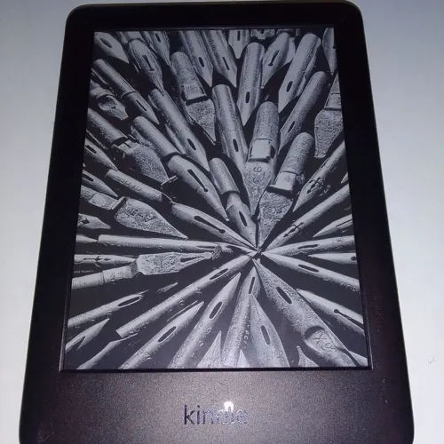 Kindle 10ª Geração Com Iluminação - Perfeito Estado (Bateria Longa)