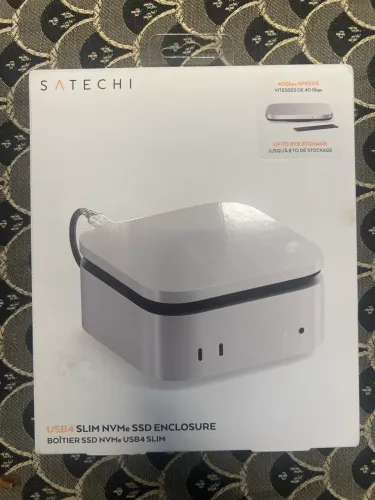 USB4 Slim compartimento NVMe SSD Enclosure - SATECHI