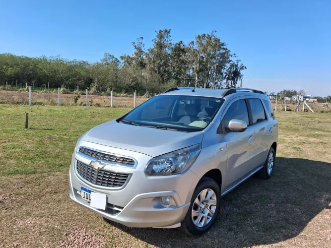 Chevrolet Spin LTZ 1.8 8V Econo.flex 5P Mec. 2013