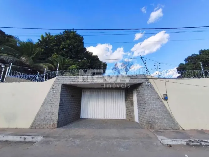 Casa com 2 dormitórios no Bairro Pedrinhas Juazeiro do Norte/CE