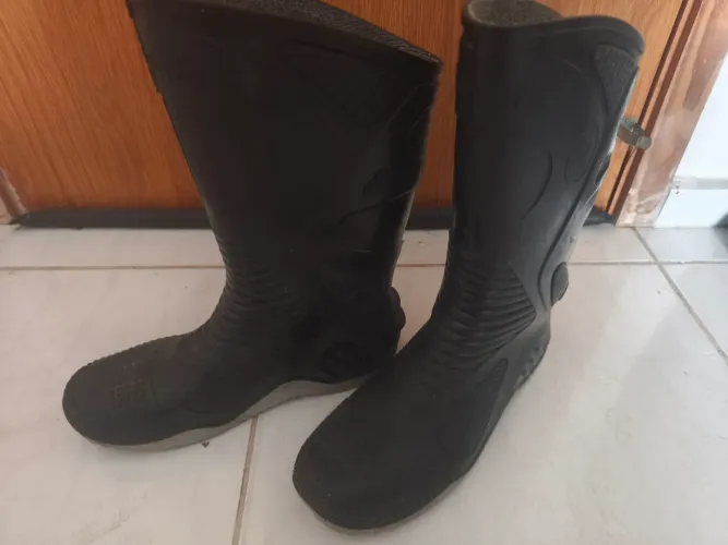 Botas de chuva para motociclista