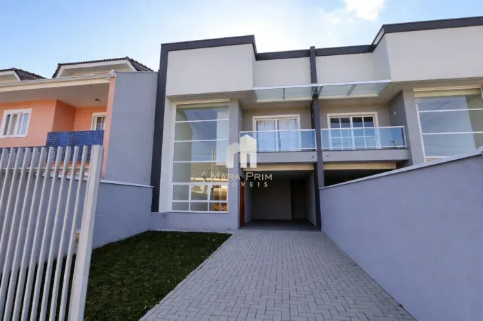Sobrado com 3 dormitórios à venda por R$780.000,00, 147m² - Capão da Imbuia - Curitiba/PR