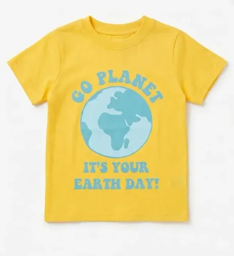 Camiseta dia da terra City Streets tamanhos 2, 3 e 4 anos importadas (Novas)