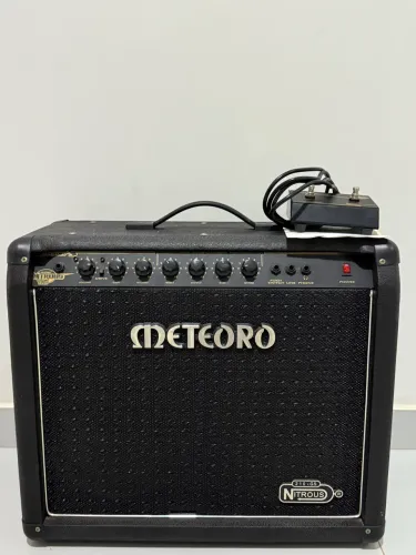 Cubo de guitarra Meteoro 