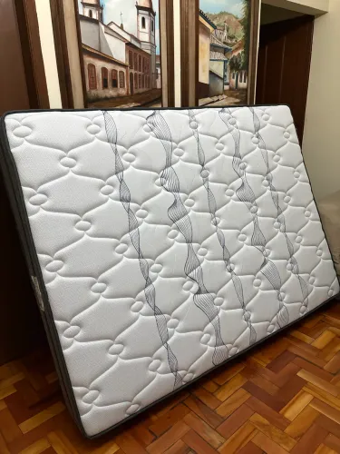 Colchão Casal Molas Ensacadas Seminovo