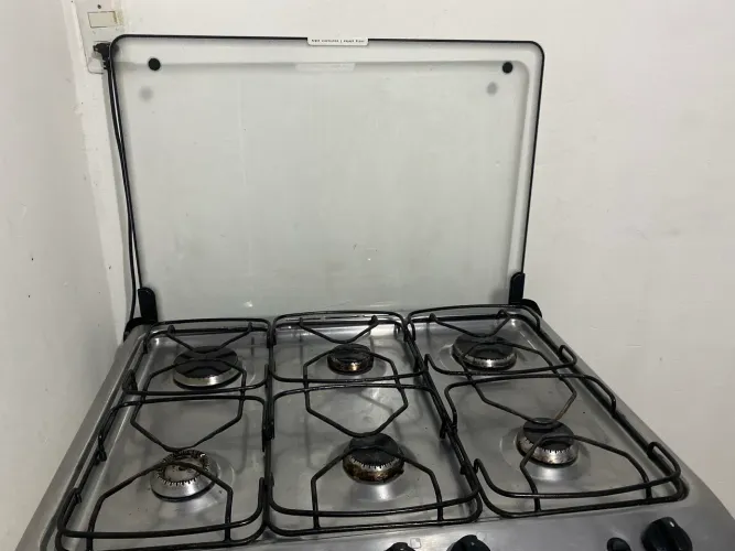 Vendo fogão 6 bocas