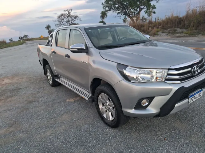 Toyota Hilux CD 4X4 2.8 Diesel Mec. 2017