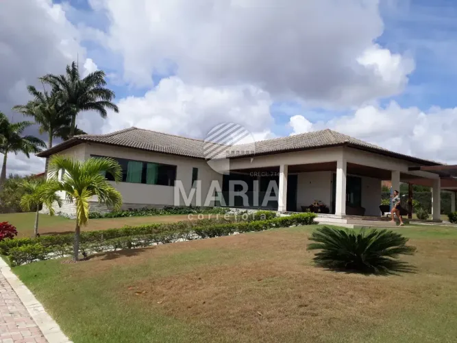 Casa dentro de condomínio à venda em Gravatá/PE - com 4 suítes e área gourmet!