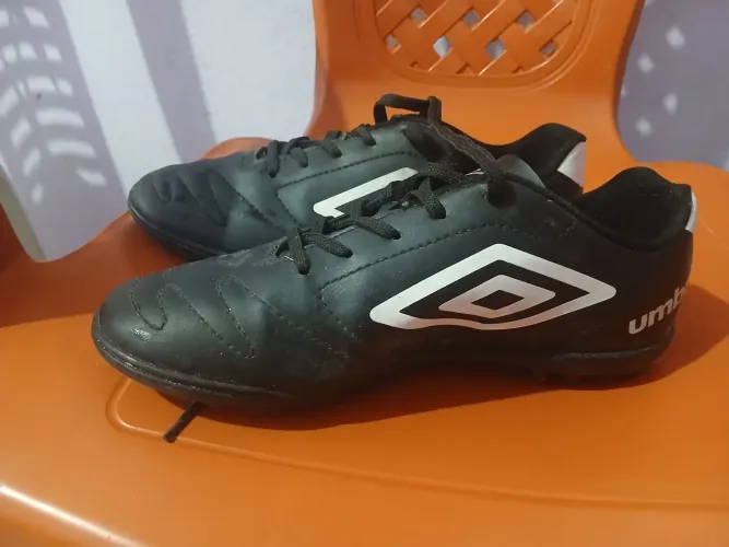 CHUTEIRA INFANTIL UMBRO