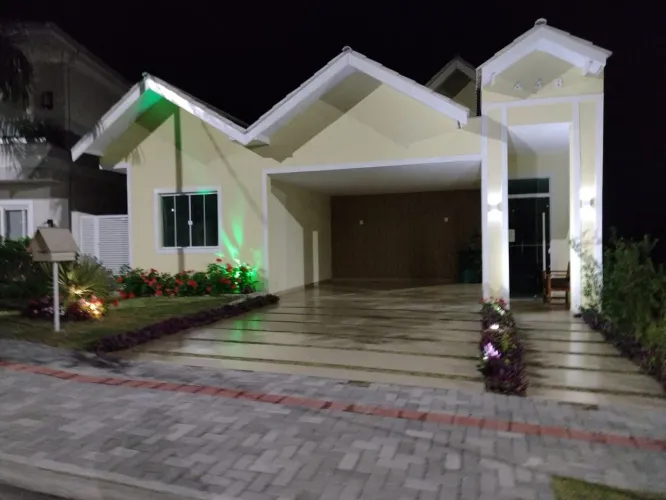 CASA CONDOMÍNIO ALPHAVILHE FASE 1
