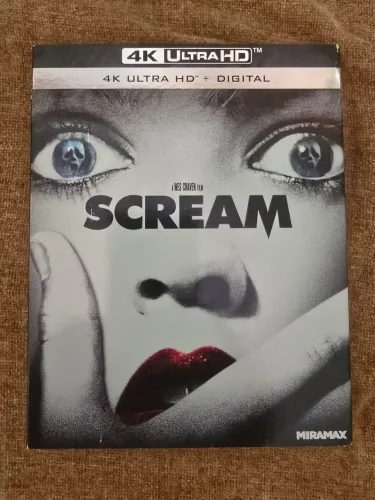 Pânico 4K Blu-Ray com luva