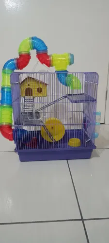 Gaiola para hamster.