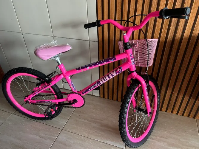 Bicicleta juvenil rosa