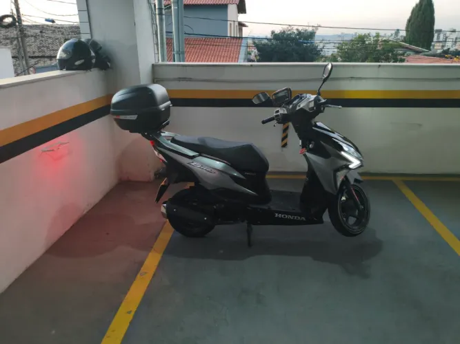 Honda Elite 25 único dono baixa km impecável 