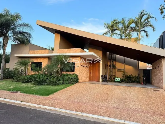 Casa térrea com piscina à venda - Condomínio fechado Ecoville Residence & Resort em Dourad