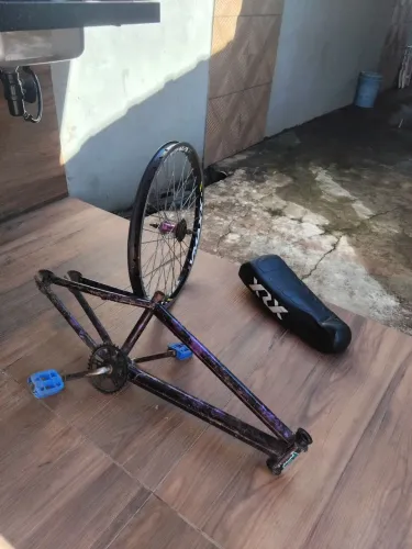 Quadro, banco e aro vmaxx 