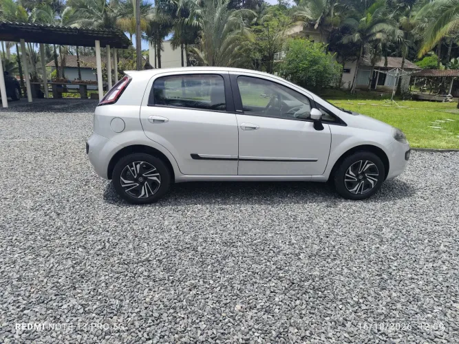 Fiat Punto Attractive Italia 1.4 F.flex 8V 5P 2014