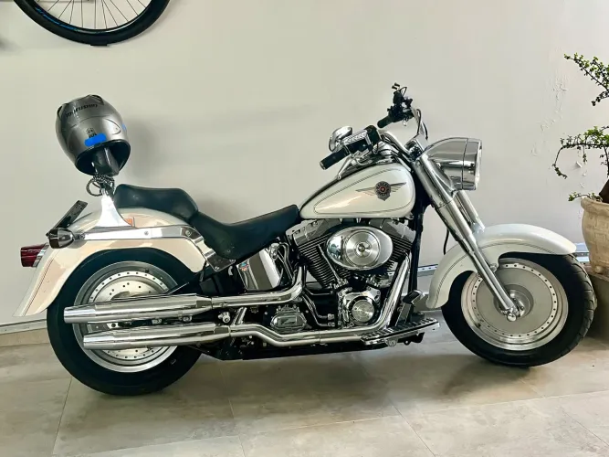 HD Fat Boy CARBURADA. Ano 2000. Raridade de colecionador