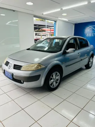 Renault Megane Sedan Dynamique 2.0 16V Mec. 2007