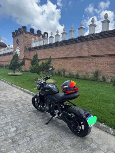 Triumph Trident 660 2025 - Apenas 2.290km (Igual a Zero)