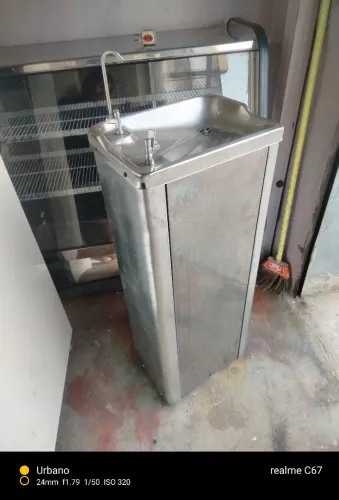 Bebedouro industrial inox 127v