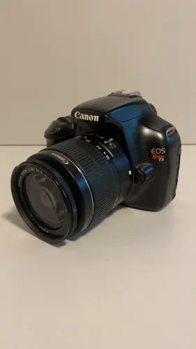 Câmera Canon Eos T3 - apenas 7.3k cliques - Excelente estado