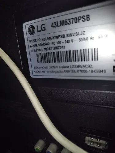 Tv quebrada - ( led ) 