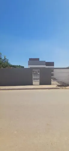VENDO CASA NO BAIRRO ALTOS DA SERRA