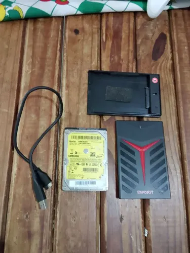 Case de armazenamento externo