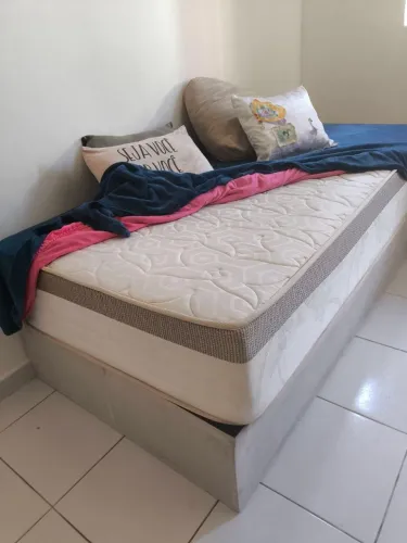 Cama box solteirão