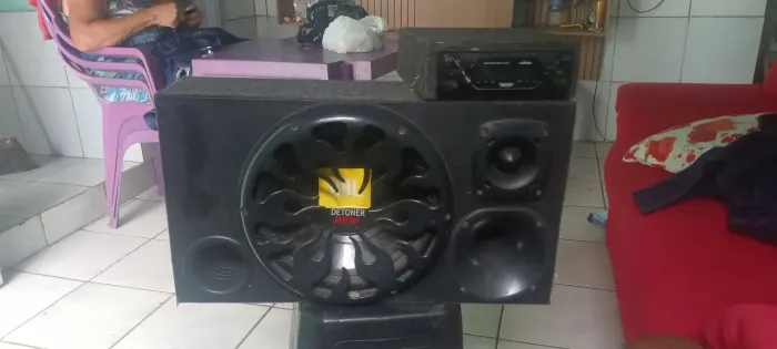Som para carro bate certo pra vende logo