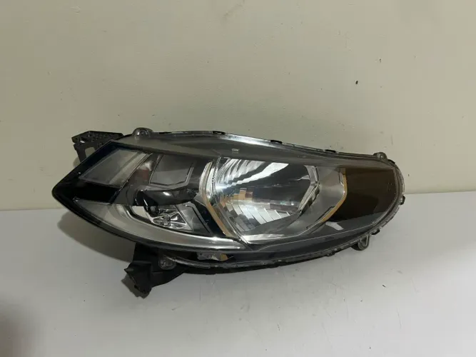 Farol direito Wrv / WR-V 2018/2019/2020/2021/2022/2023/2024