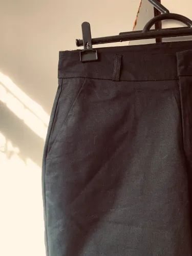 Calça Marisa TAM 38/40 em brim preta 