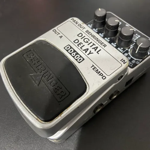 Pedal Digital Delay DD600 