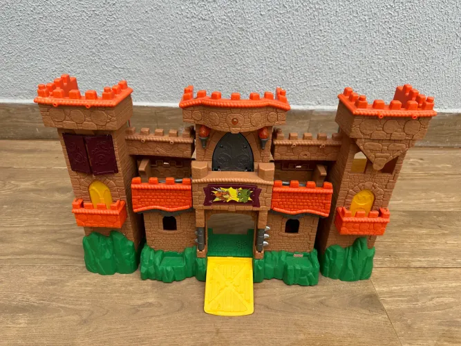 Castelo medieval Imaginext Garra da Águia da Fisher-Price