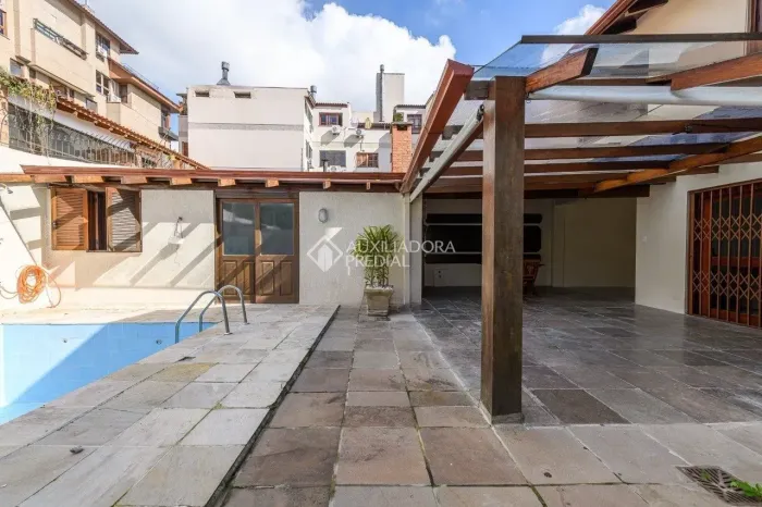 Imóvel alto padrão  310 m² com 4 quartos ,2 suites no Bairro Chácara das Pedras - Porto Al