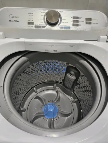 Máquina de lavar Midea 13kg