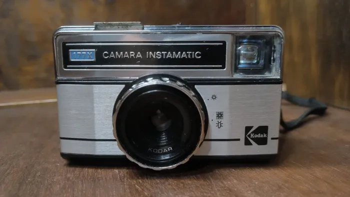 Câmera Antiga Kodak Instamatic 177X Anos 70 - Decoração Retrô