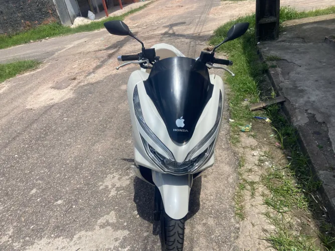 PCX deluxe selada quitada 