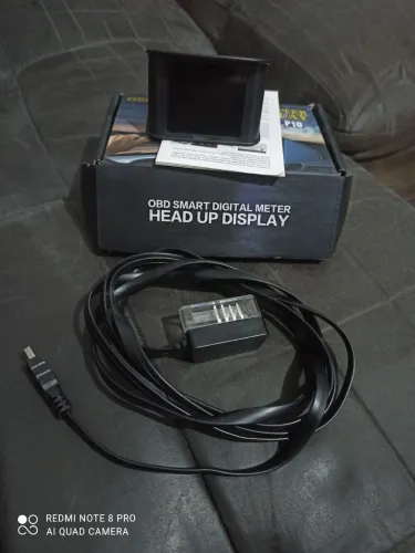 Vendo um mini scaner automotivo ob2 para veículos Apartir de 2010zap *