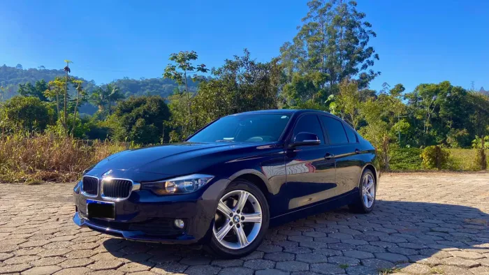 BMW 316I 1.6 TB 16V 136cv 4P 2015