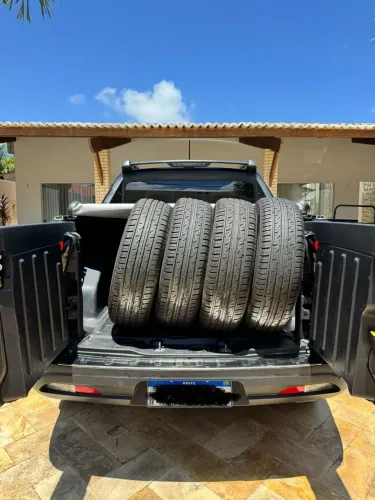 Pneus dunlop 225/65R17