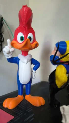 Boneco Pica Pau 25cm - Brinquedo para Crianças e Colecionadores