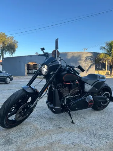 Harley Davidson FXDR 114 softail