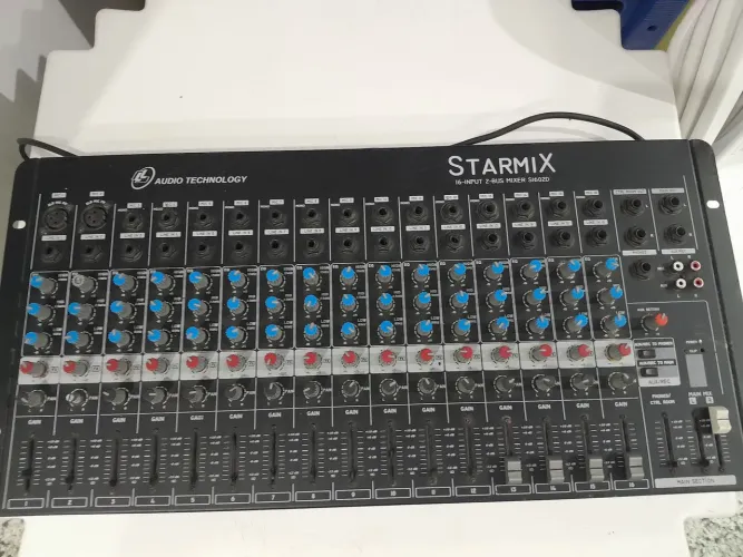 Mesa De Som 16 Canais starmix
