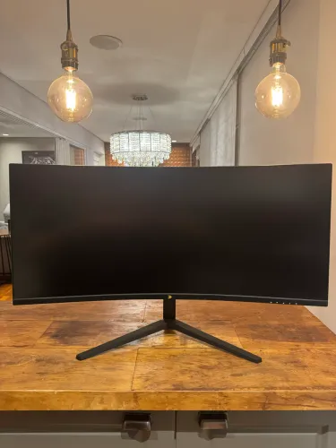 Monitor Gamer 180hz QHD Widescreen Curvo Kabum